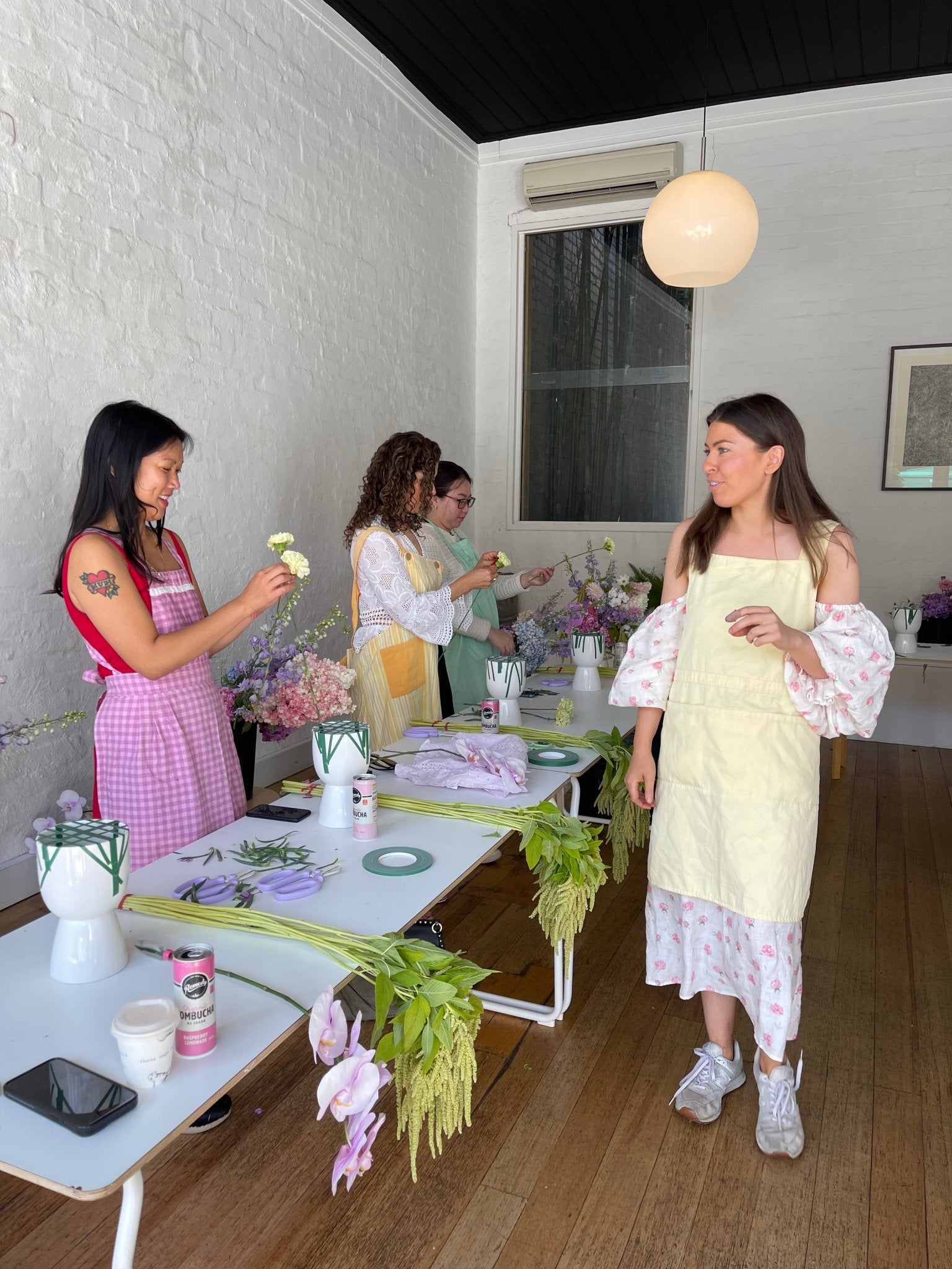 Hand Tied Large Bouquet Workshop Saturday 18 January 2025, 9am - 11.30am - Urban Antidote
